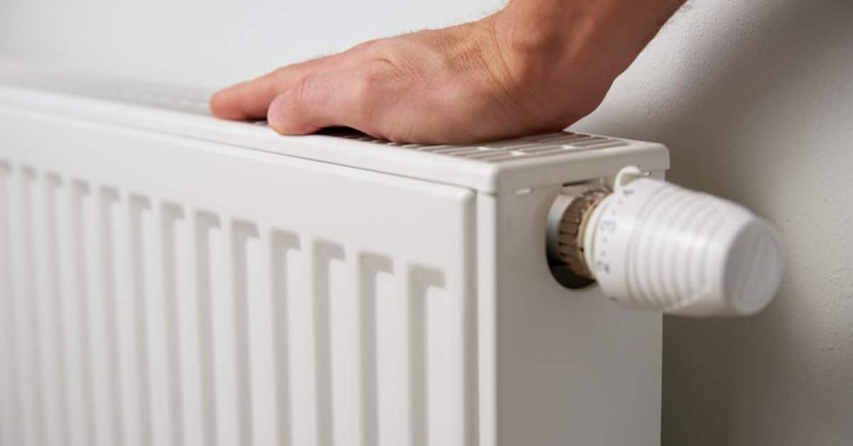 leaking radiator - checking if radiator is hot
