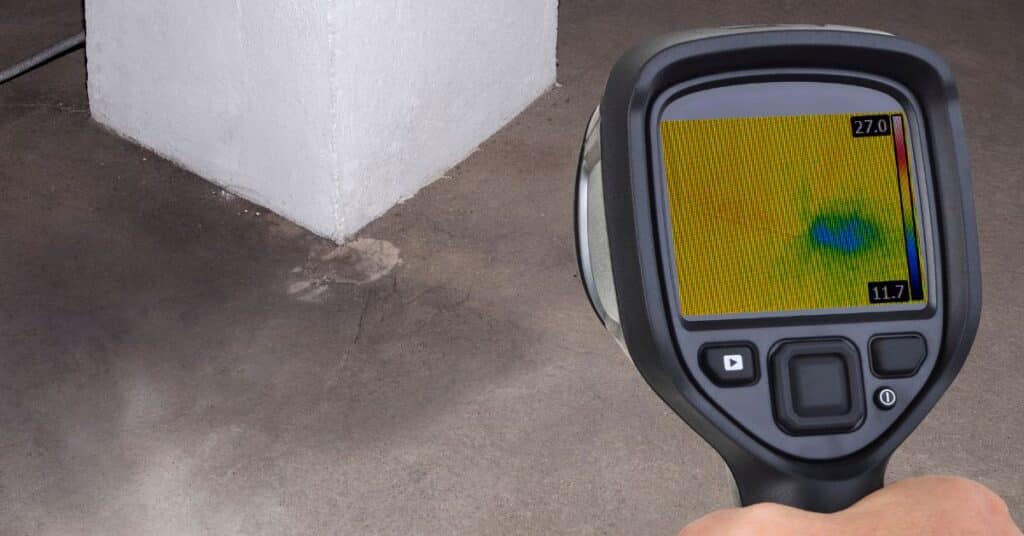 Locating a hot water leak with a thermal imaging device