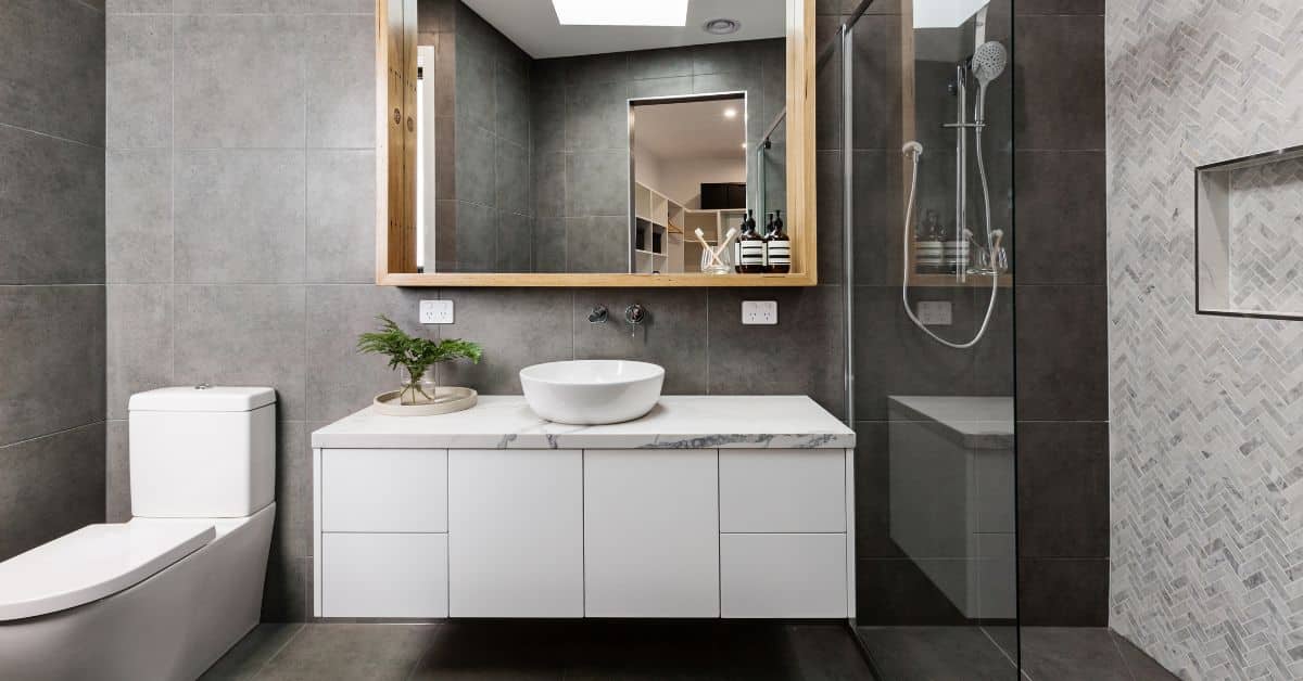 bathroom installation london - minimalist bathroom